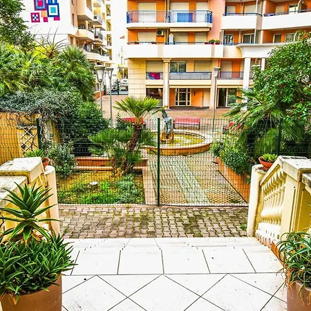 Les Jardins - Hyper Centre -parking Prive - Menton